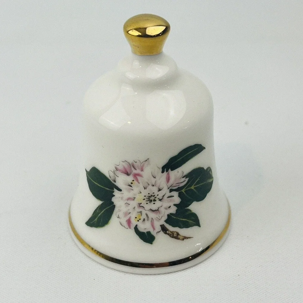 Danbury Mint West Virginia Rhododendron Maximum‎ State Flower Bell Collection